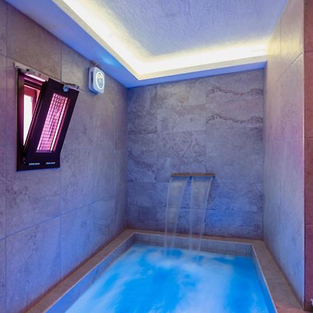 Luxuite Spa Con Piscina E Jacuzzi Alberobello Extérieur photo