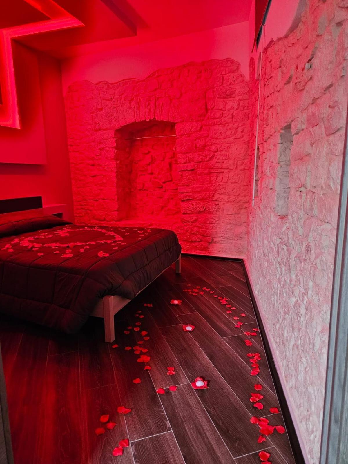 Luxuite Spa Con Piscina E Jacuzzi Alberobello Extérieur photo